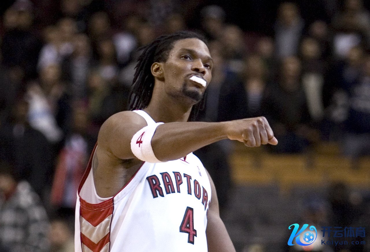 波什和韦伯谁更强？鲍尔：若前者留在猛龙 他会成为KG那种球员